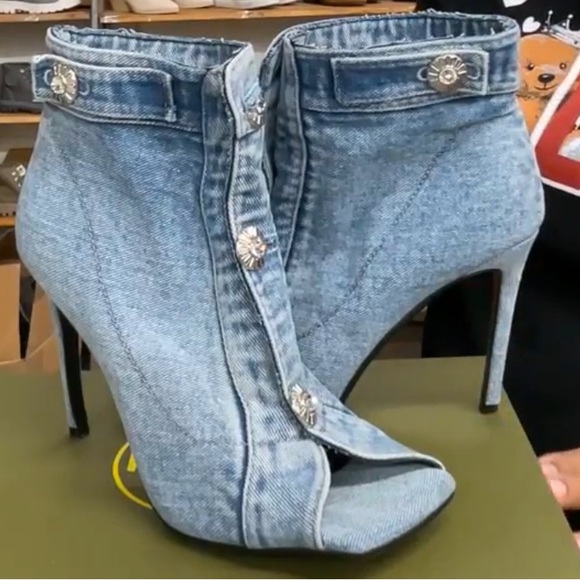 Arqa Denim Stiletto High Heels Peep Toe Metal Button Ankle Boots size 8.5 - Picture 8 of 8